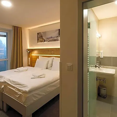 Hotel Olympia 4*