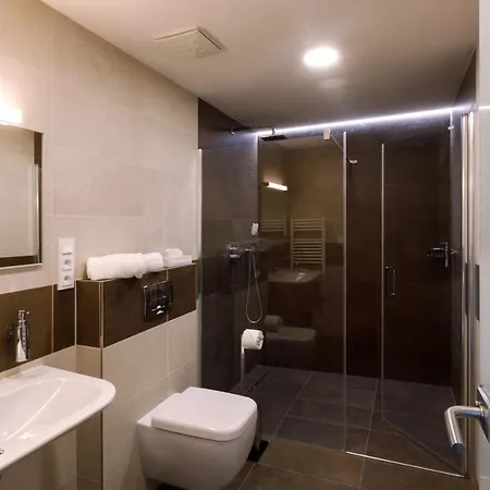 Hotel Olympia 4*